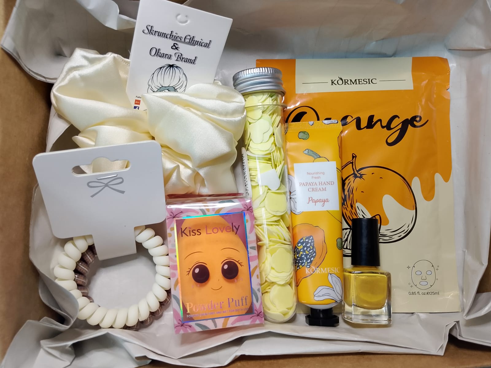 YELLOW THEMED GIFT HAMPER