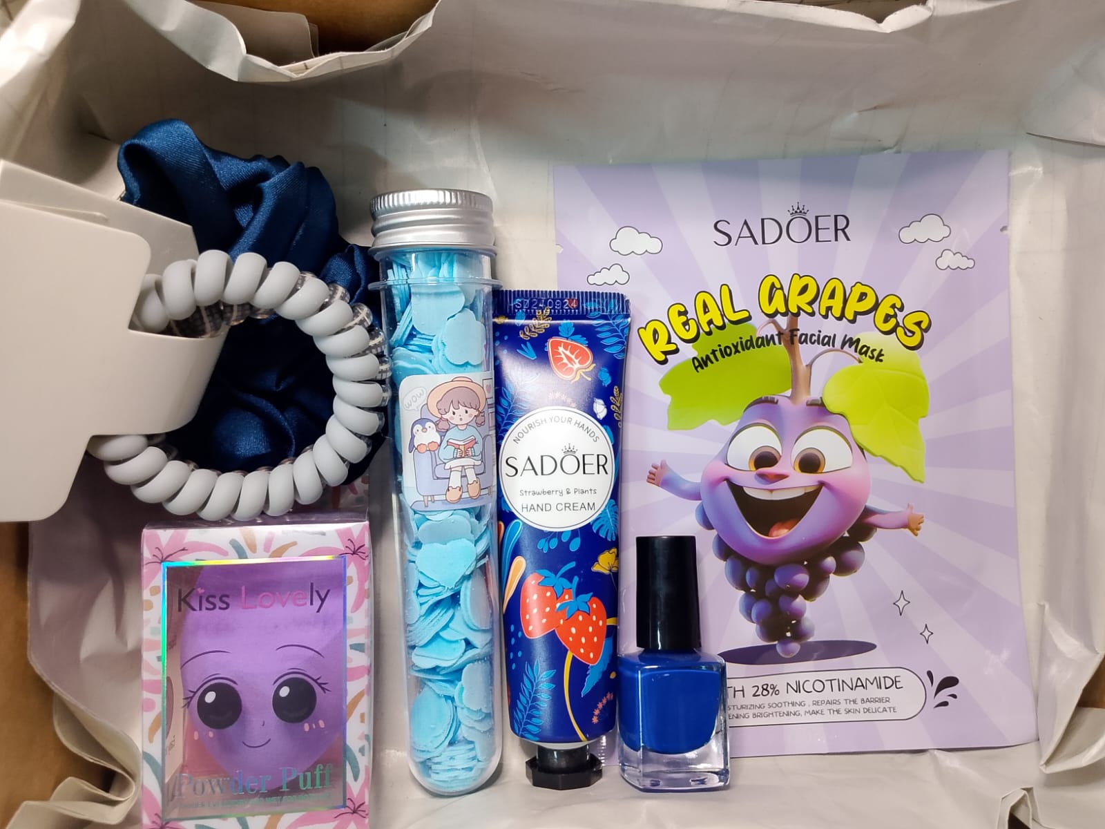 BLUE THEME GIFT HAMPER